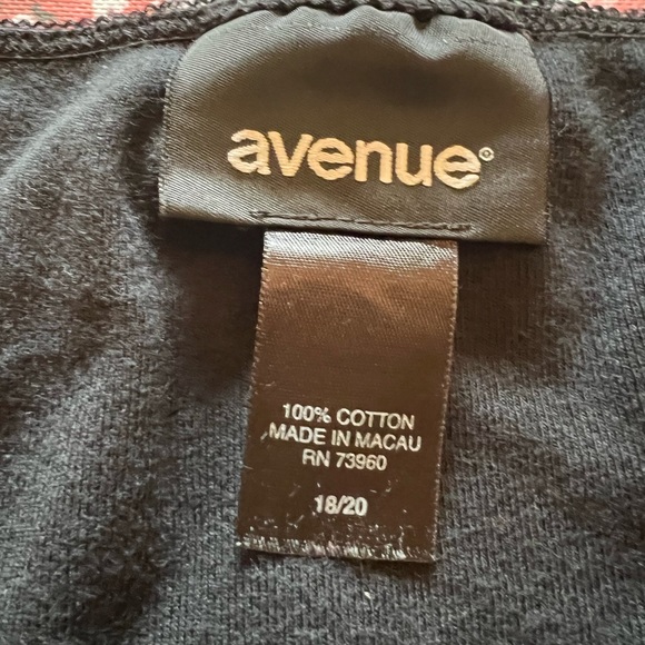 Avenuue Women’s V-Neck Cotton Black Tee with embellishments beads (none Missing) - Picture 4 of 4